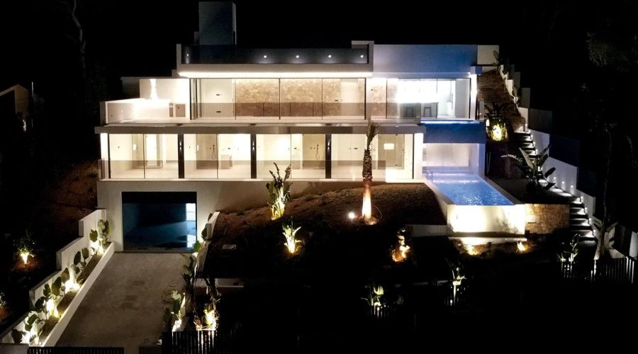 VILLA EN CALA SALADA