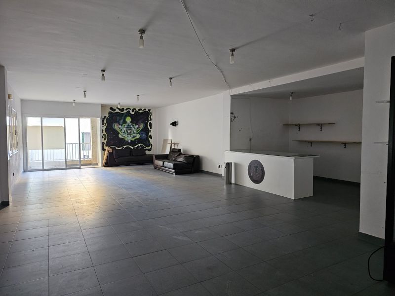 LOCAL COMERCIAL 1ª PLANTA