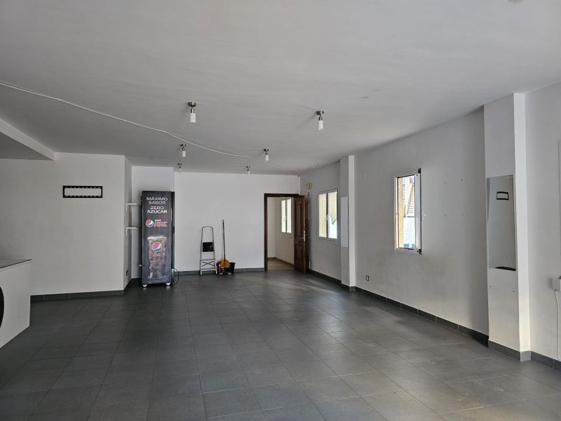 LOCAL COMERCIAL 1ª PLANTA