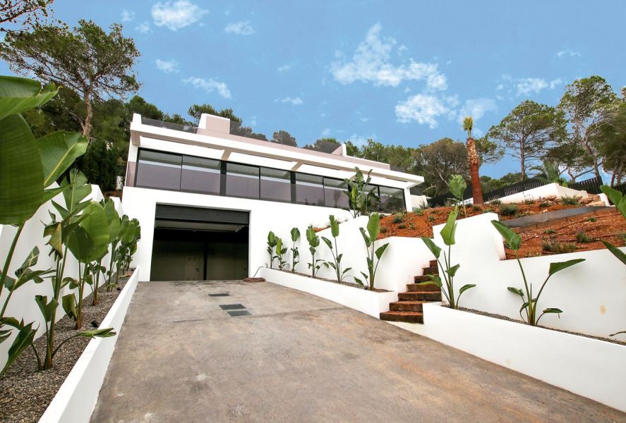 VILLA EN CALA SALADA